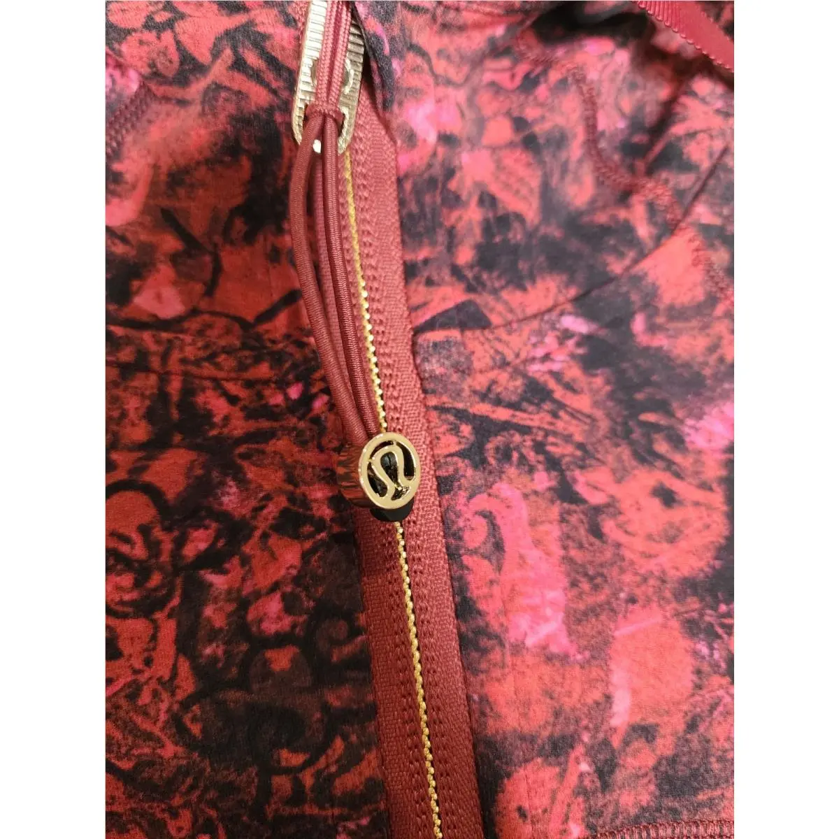 Lululemon clothing - Burgundy/Black 1