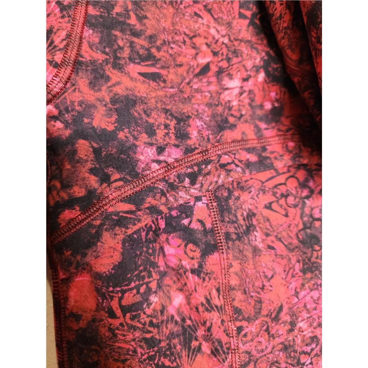 Lululemon clothing - Burgundy/Black 3
