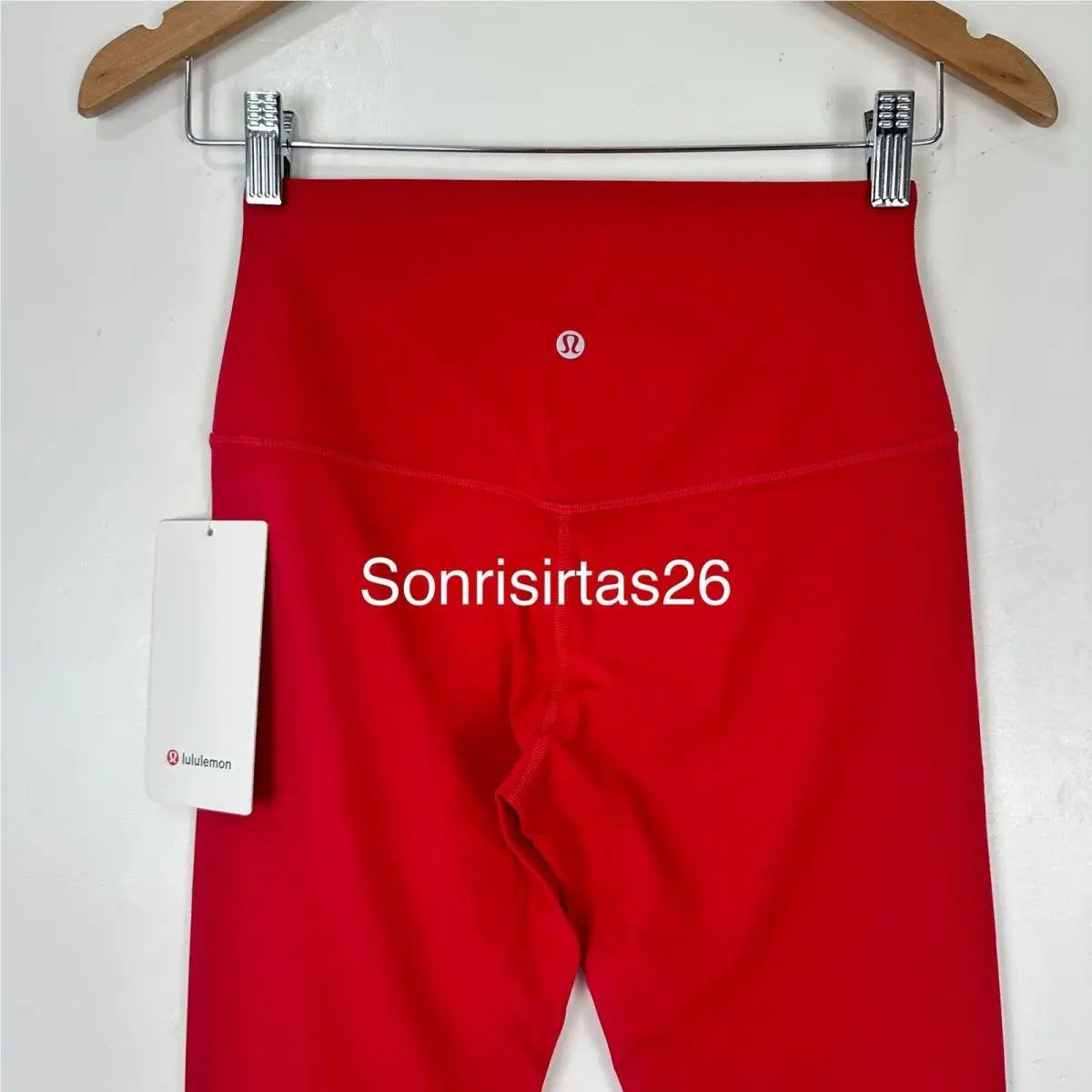 Lululemon clothing - Red 5