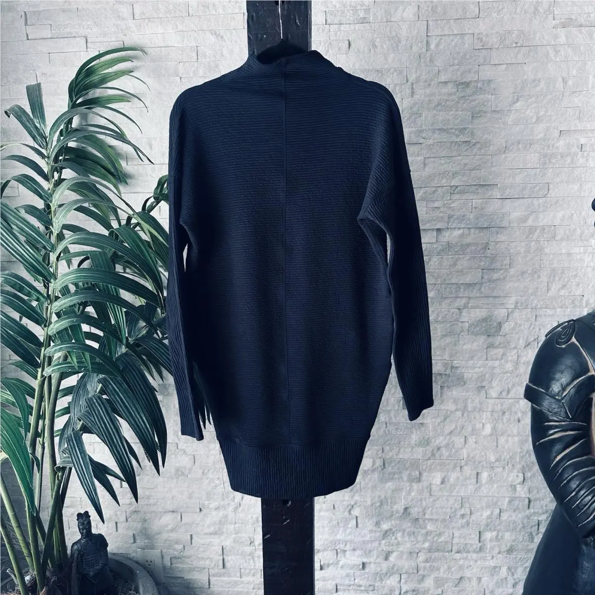 Lululemon clothing - Black 5