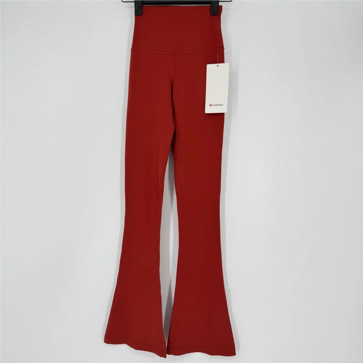 Lululemon clothing - Red 0