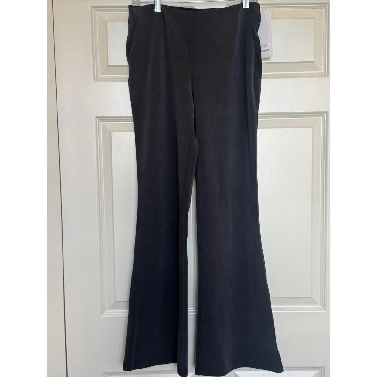 Lululemon clothing - Black 3