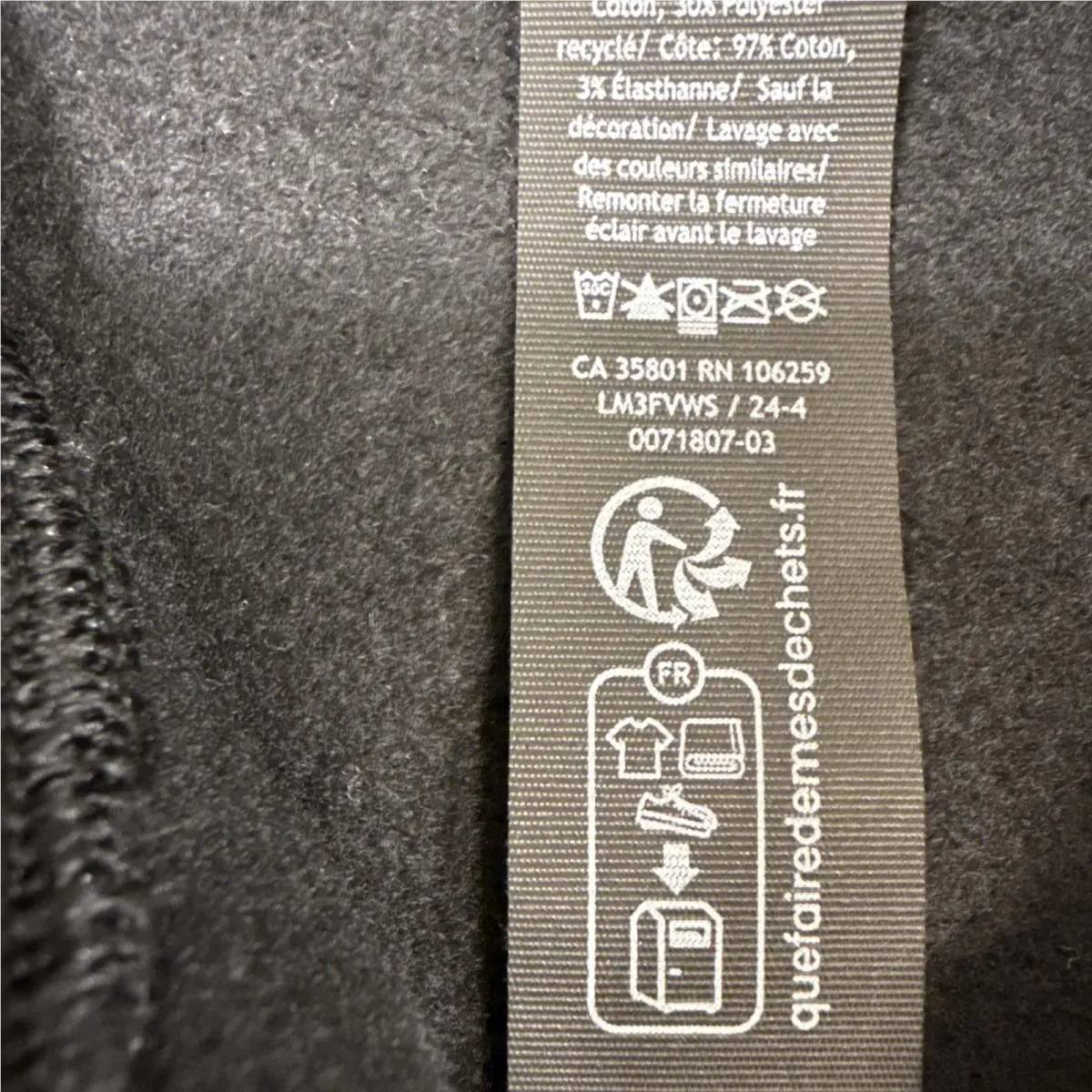 Lululemon clothing - Black 4