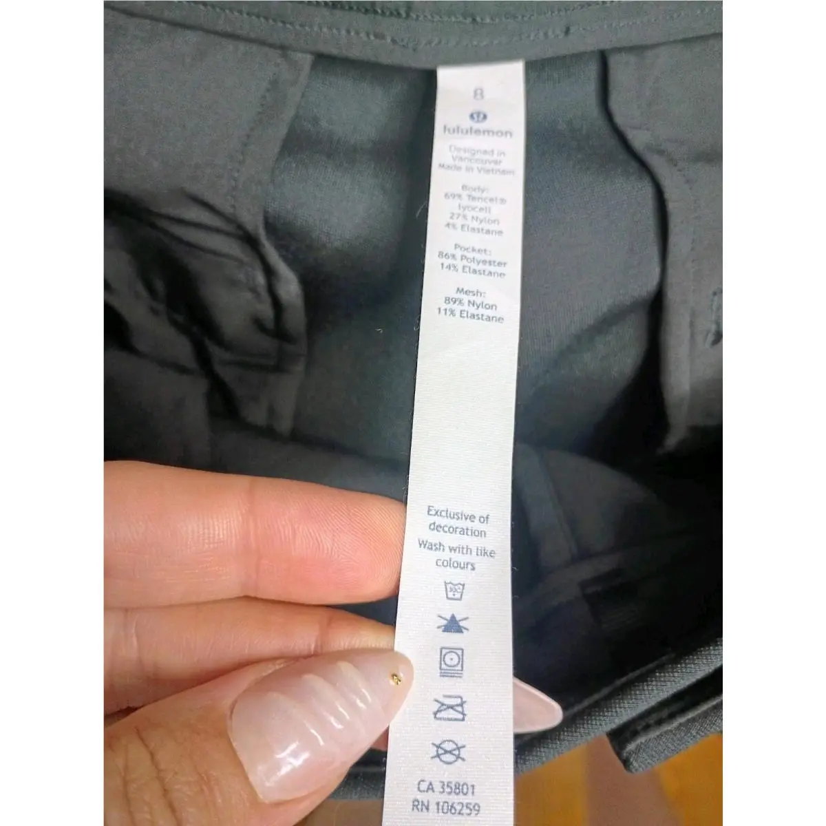 Lululemon clothing - Black 3