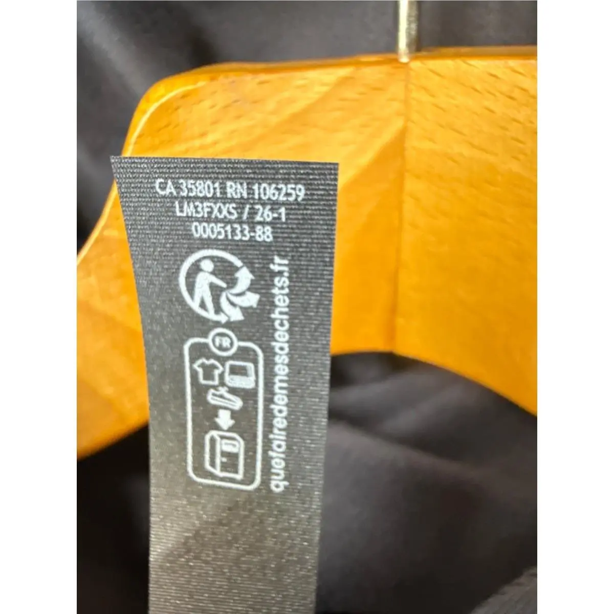 Lululemon clothing - Black 9