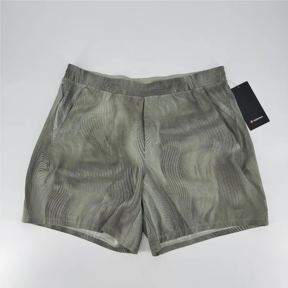 Lululemon Pace Breaker Short 5 LL Xxl Green Grey Wave Print LM7B85S Luwg