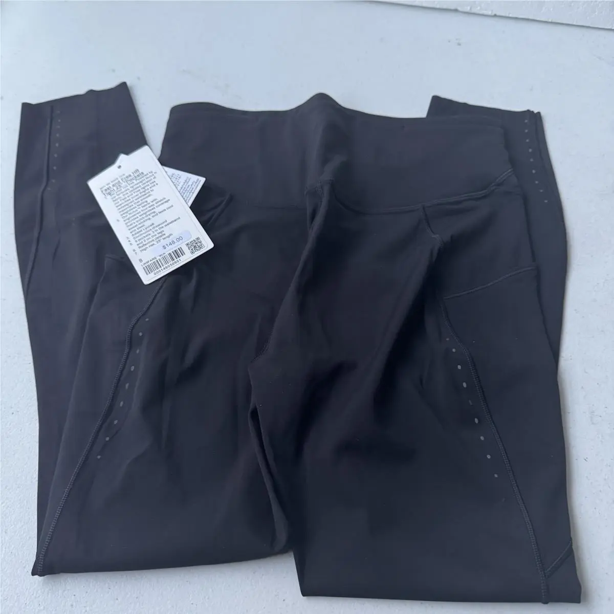 Lululemon clothing - Black 1