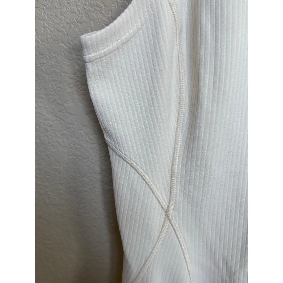 Lululemon clothing - Ivory 5