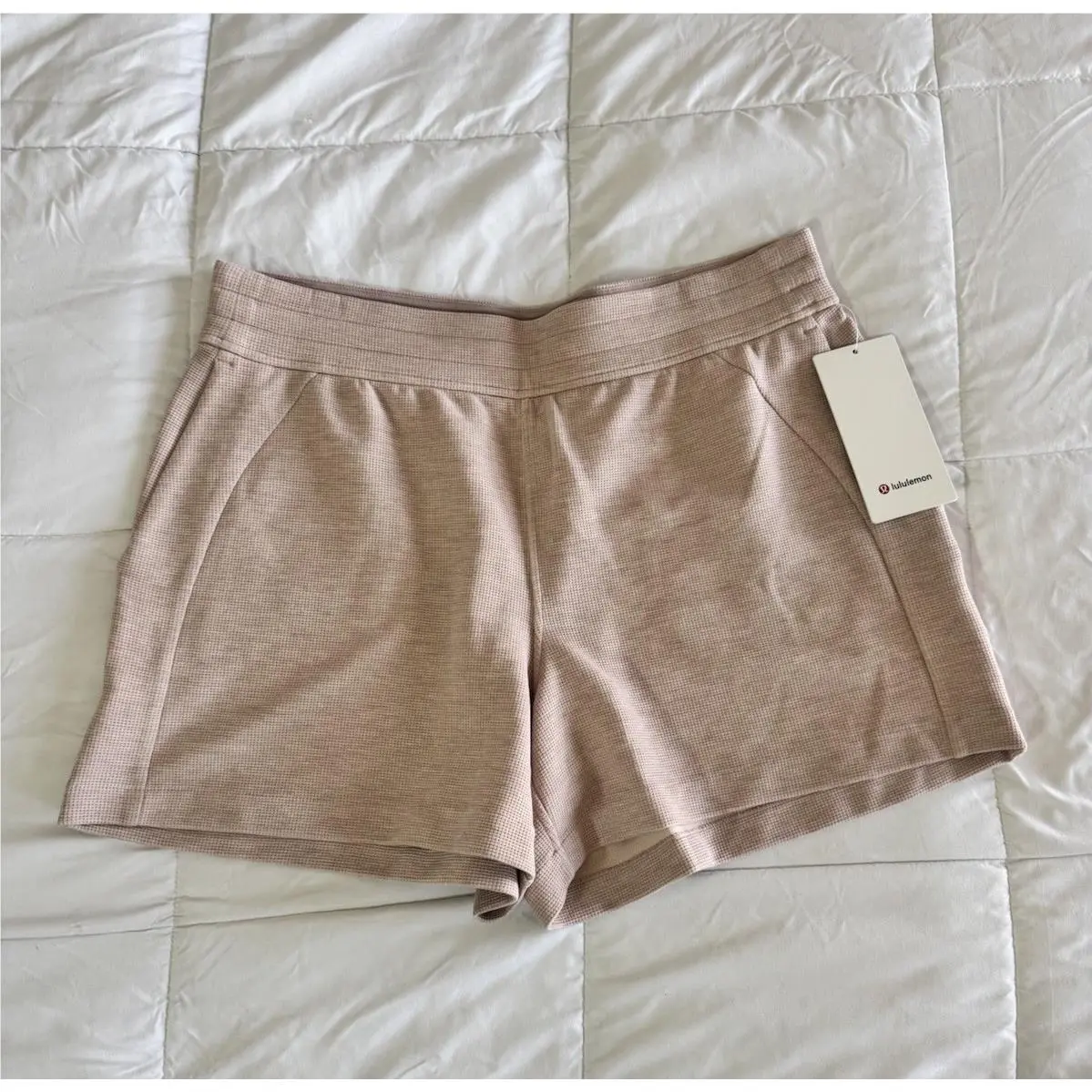 Lululemon Scuba High-rise Short 5 Waffle Size XL Heathered Pink