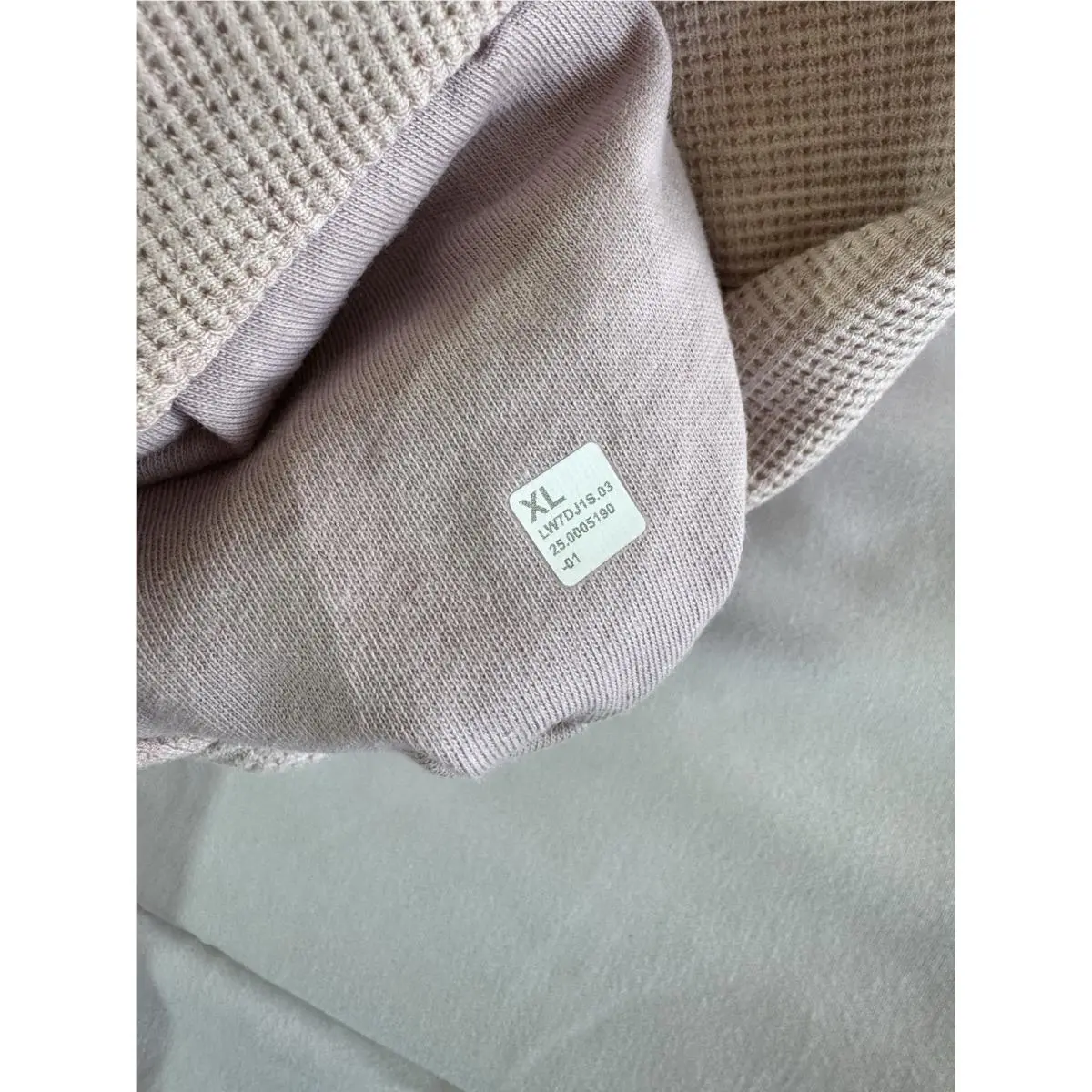 Lululemon clothing - Lululemon Scuba - Scuba - Pink 9