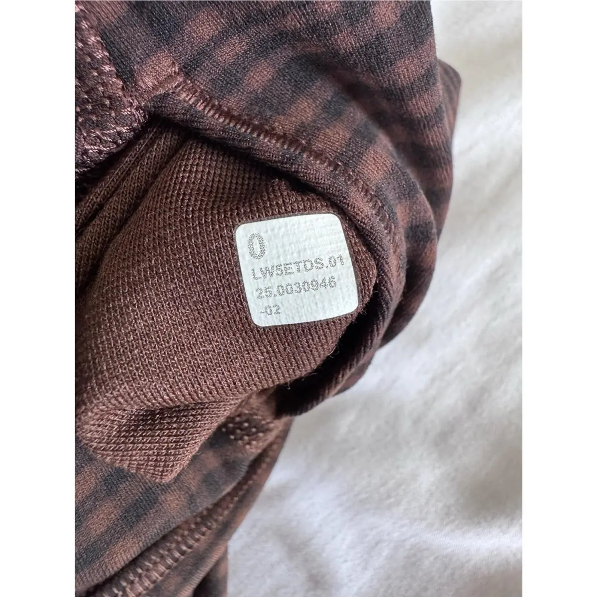Lululemon clothing - Brown 6