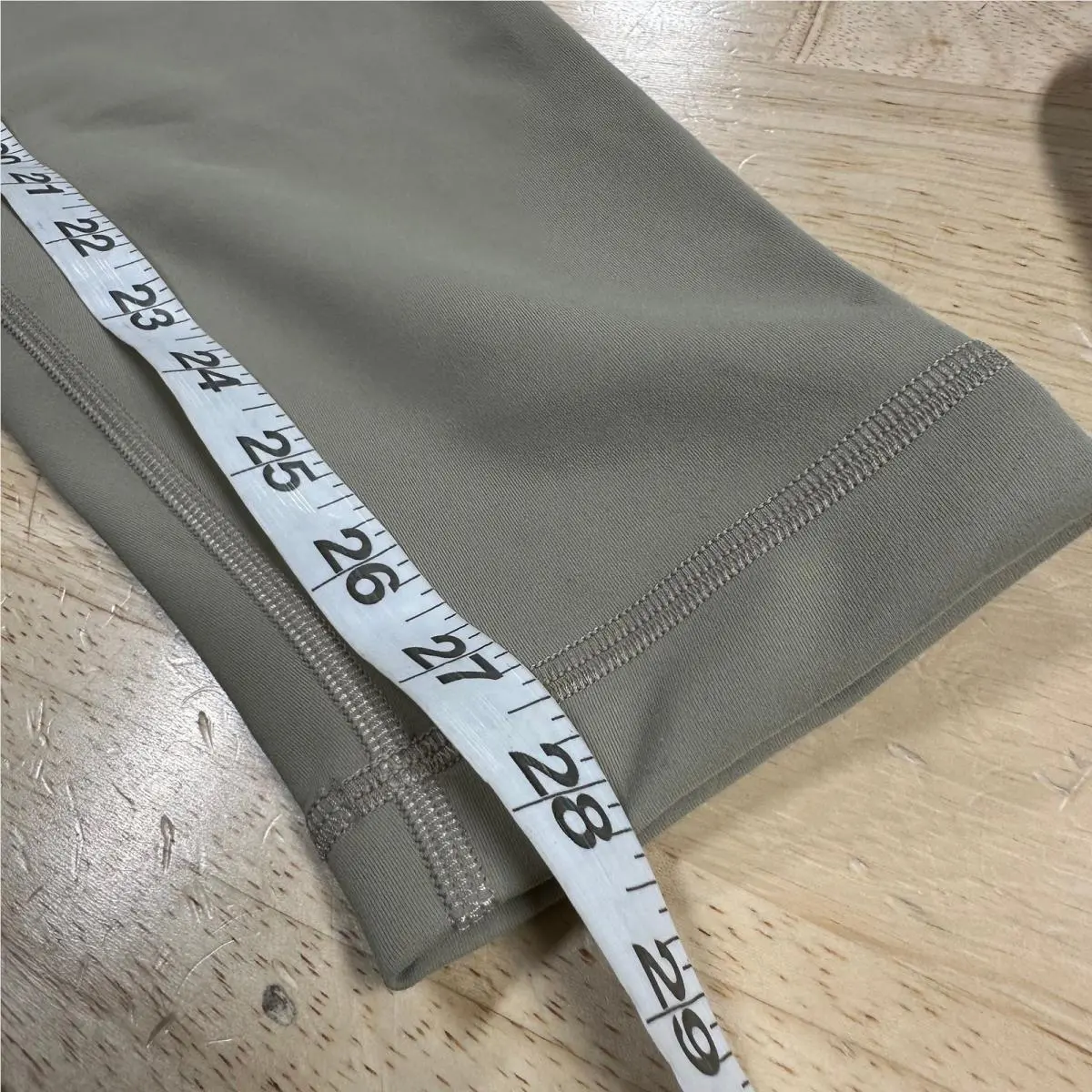 Lululemon clothing - Beige 9