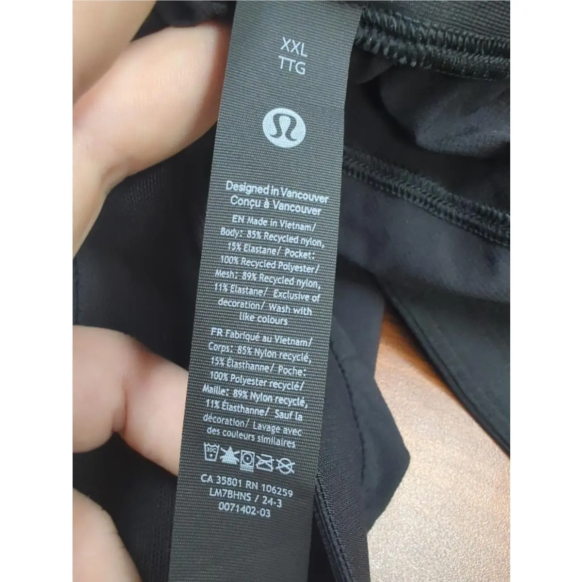 Lululemon clothing - Black 1