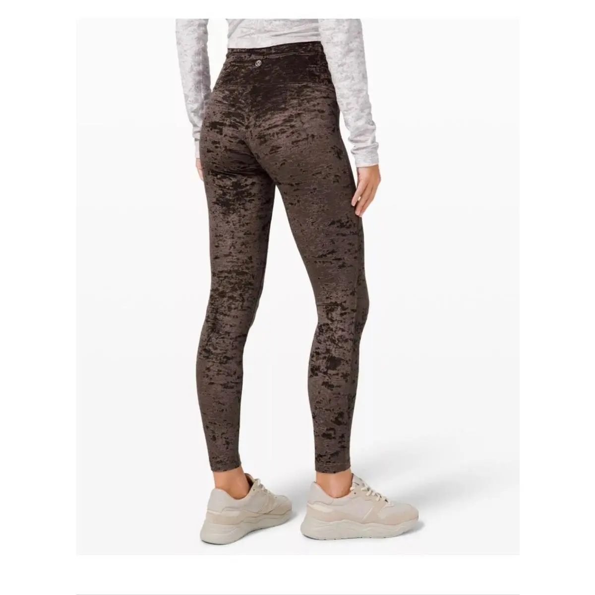 Lululemon clothing - Brown 1