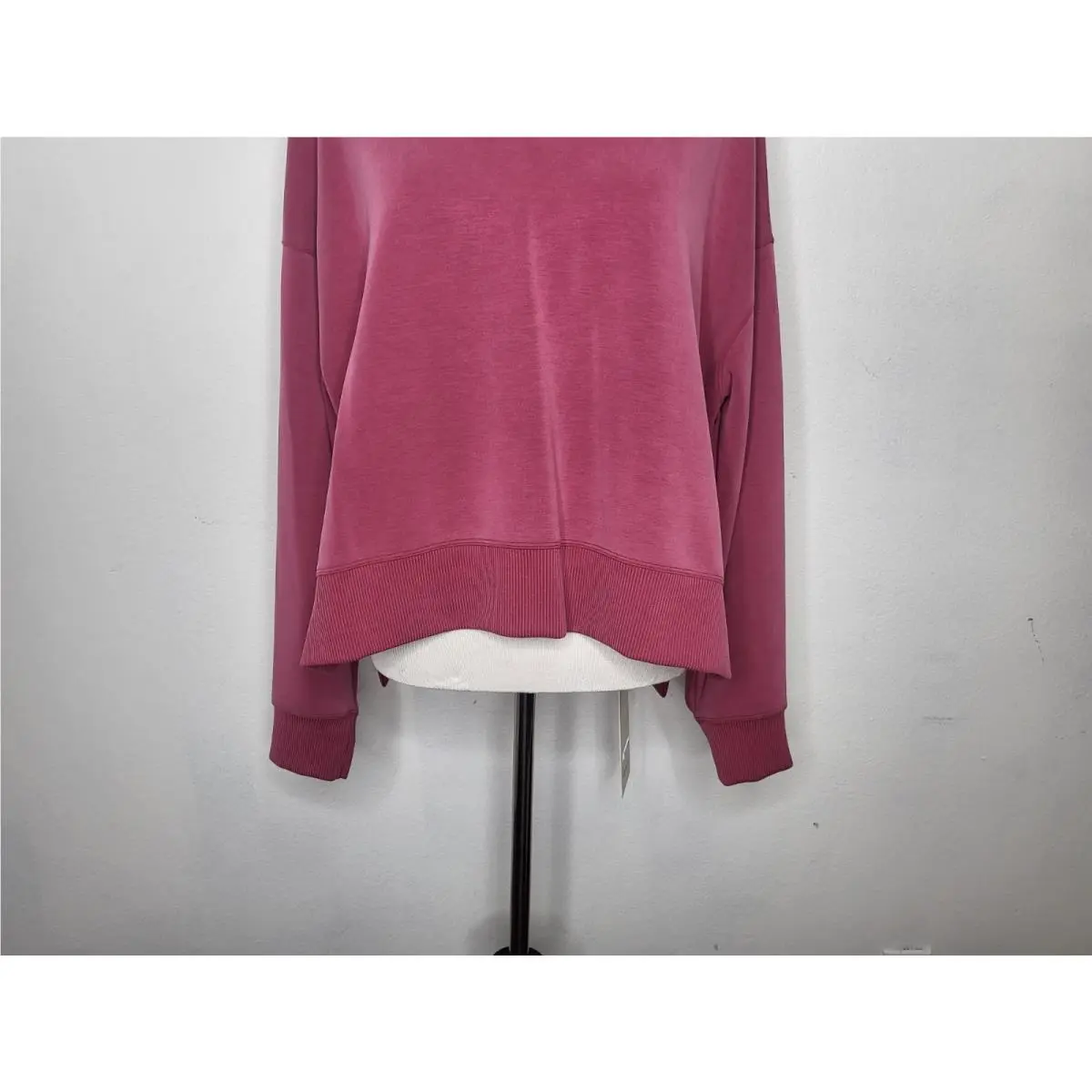 Lululemon clothing - Pink Red 1