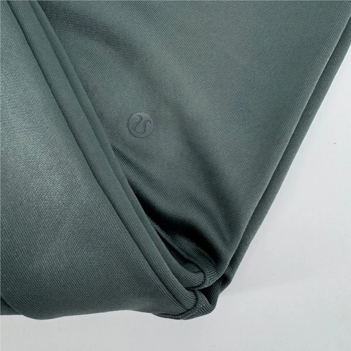 Lululemon clothing - Green 2