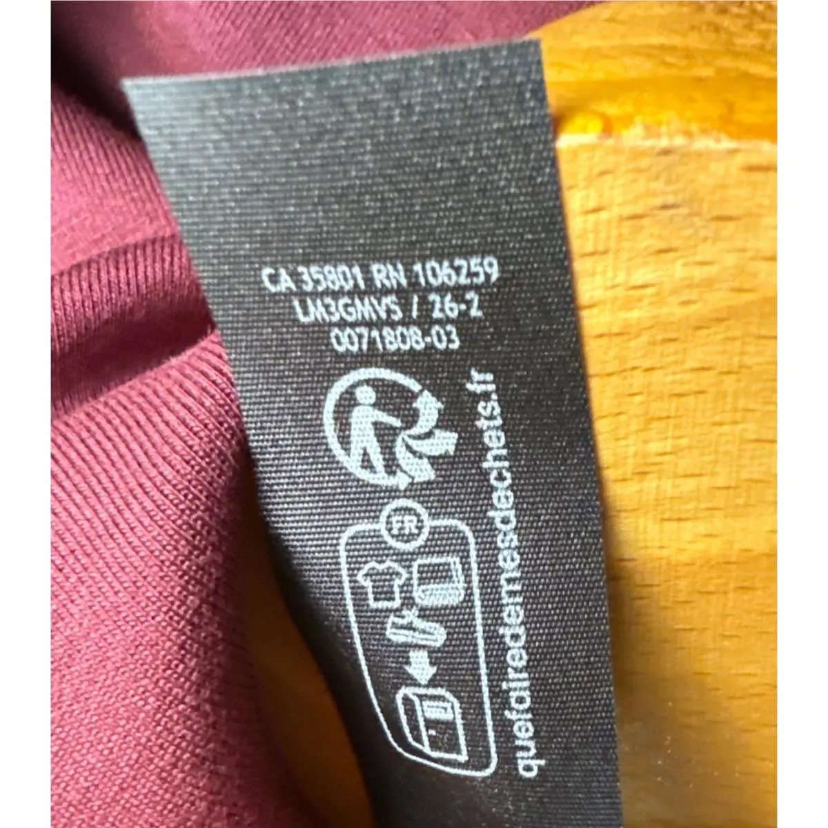 Lululemon clothing - Red 8