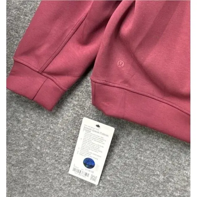 Lululemon clothing - Red 10