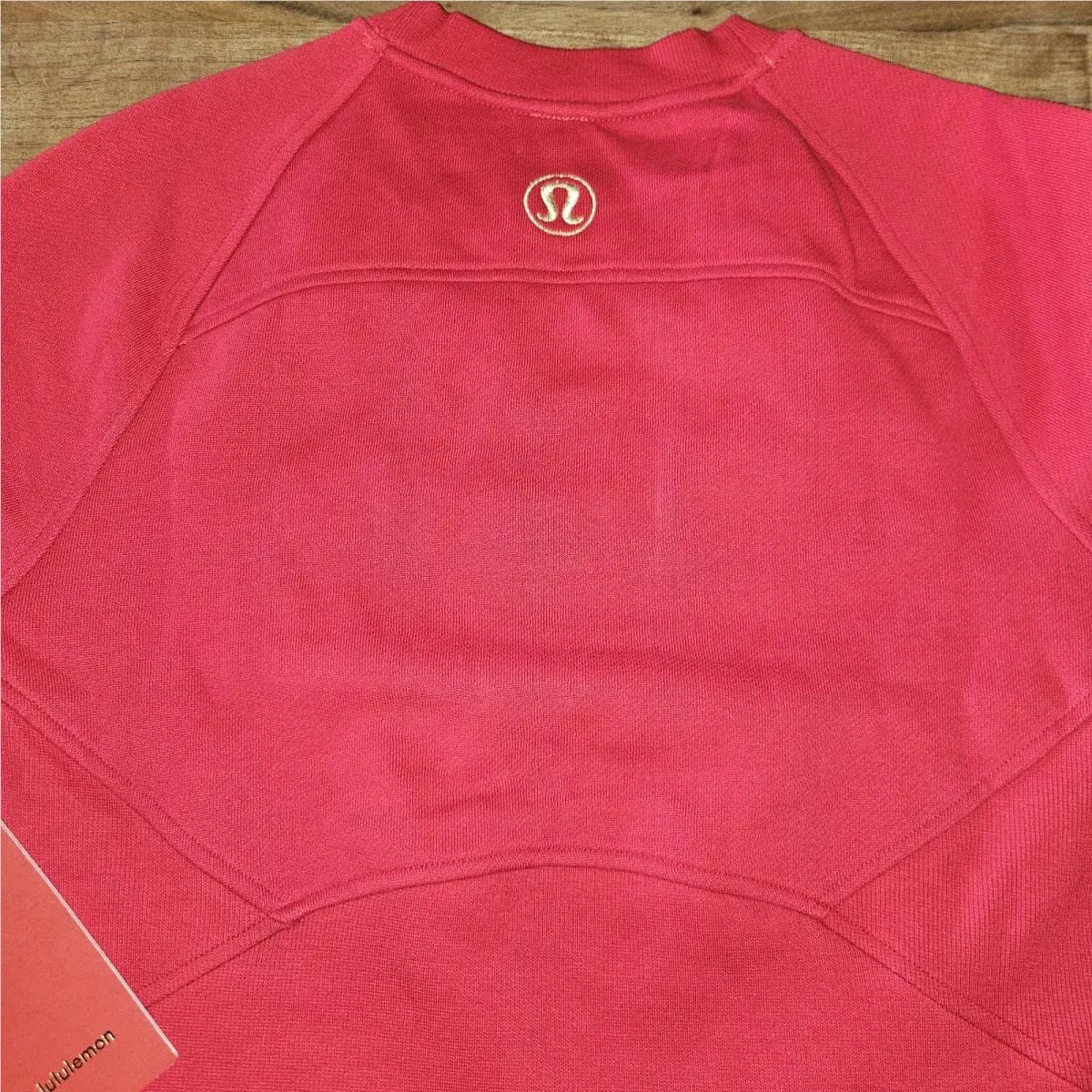 Lululemon clothing - Red 5