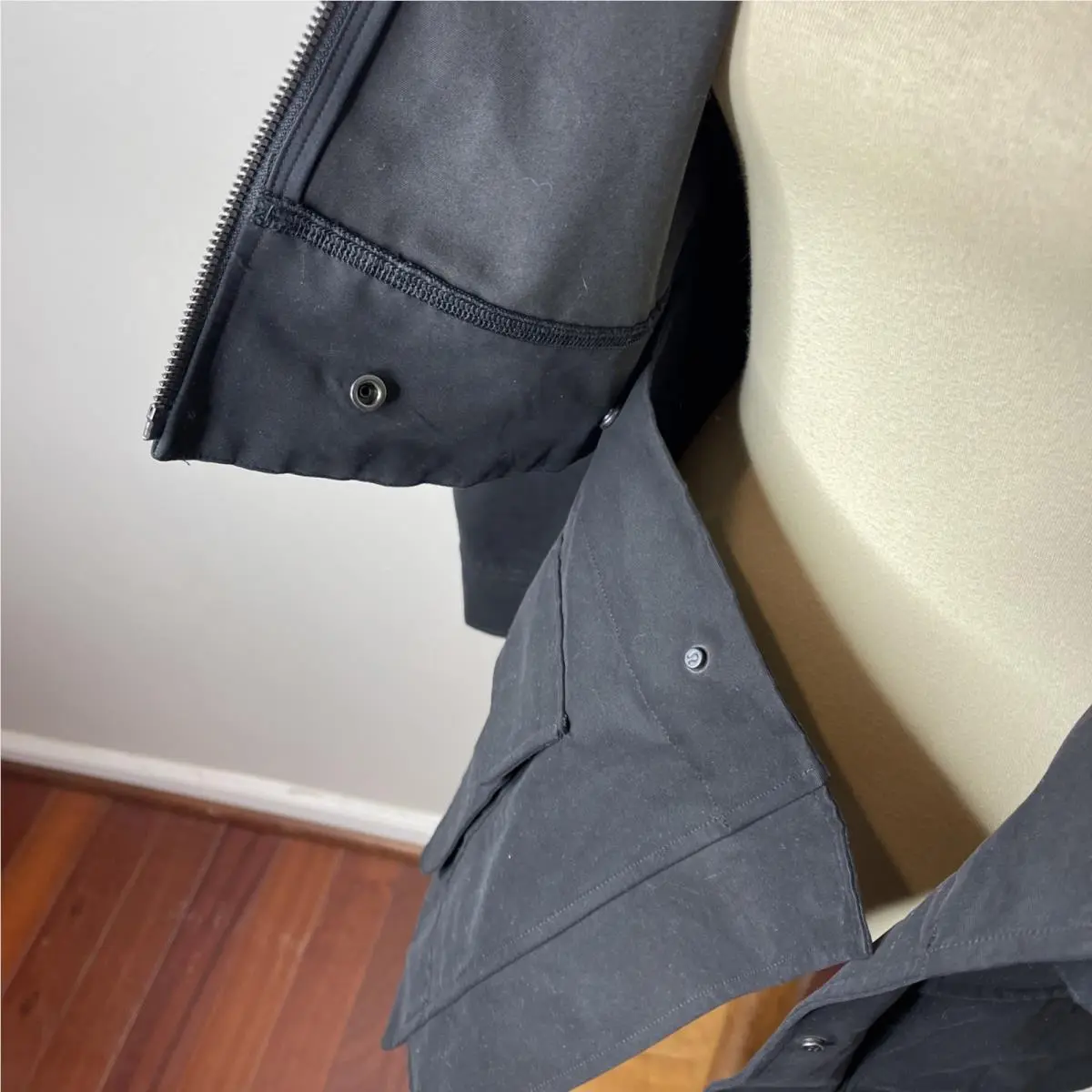Lululemon clothing - Black 8