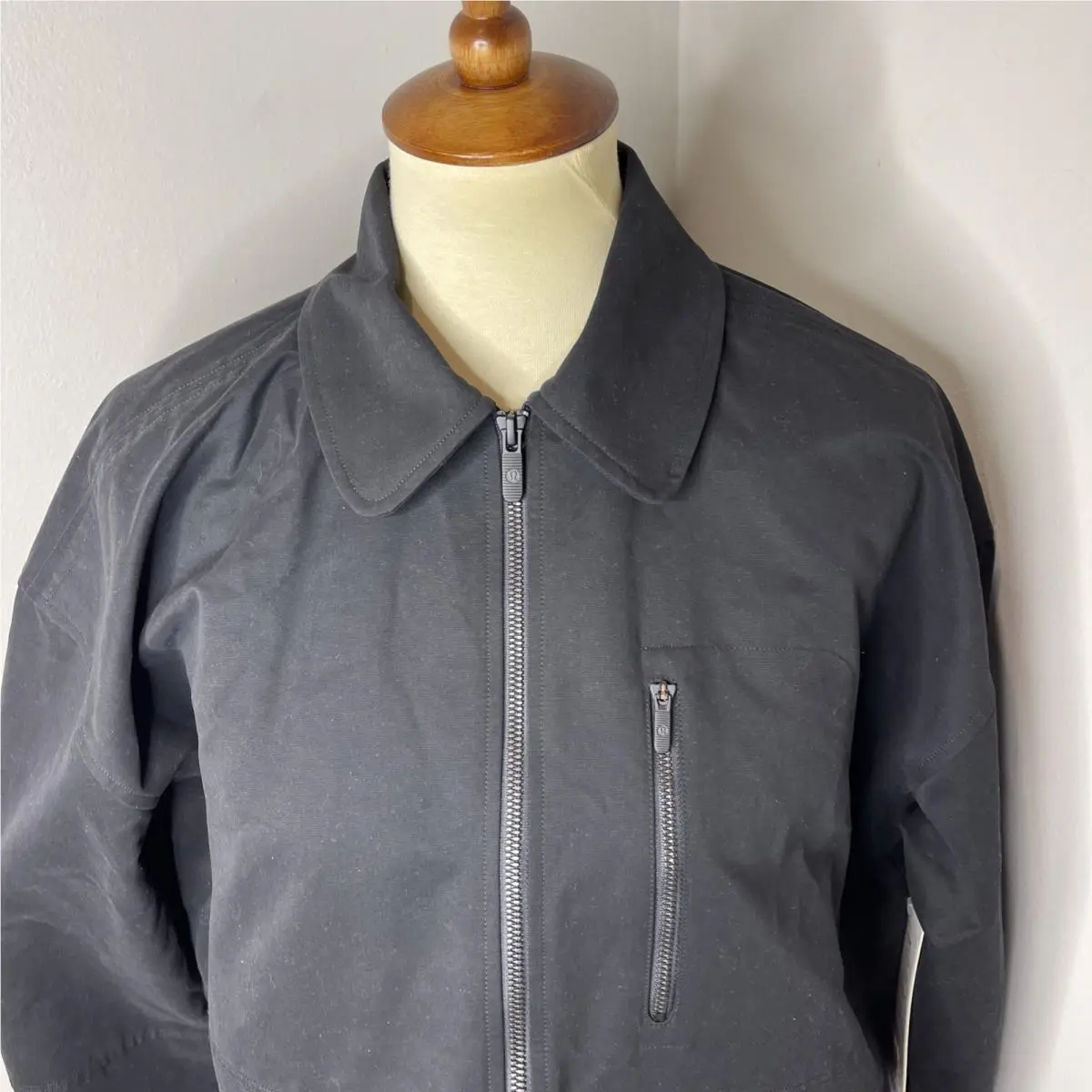 Lululemon clothing - Black 6