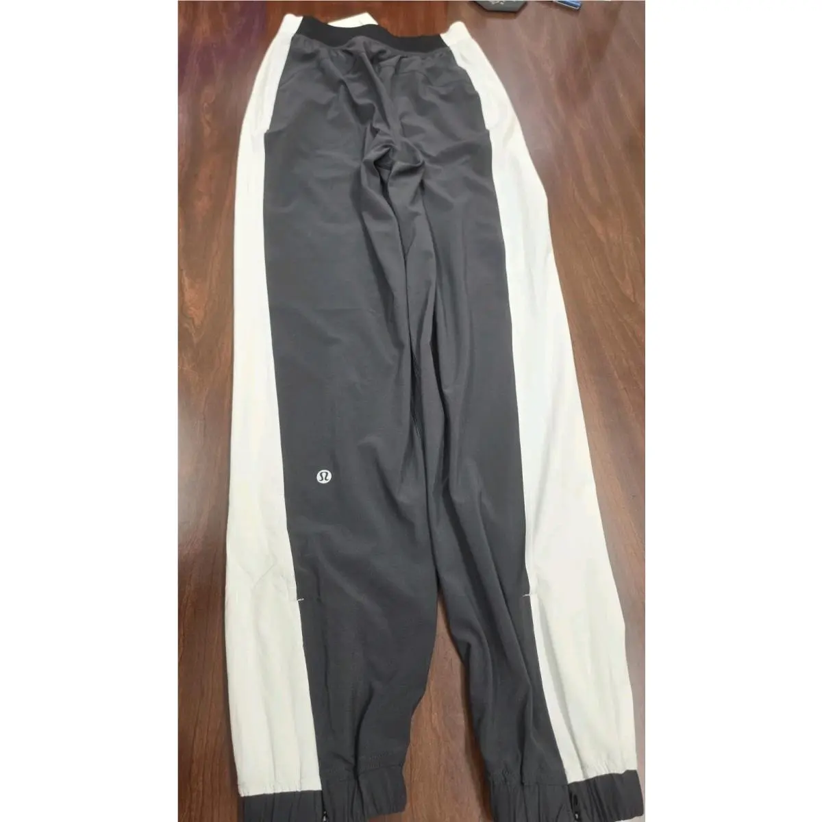 Lululemon clothing - Black 1