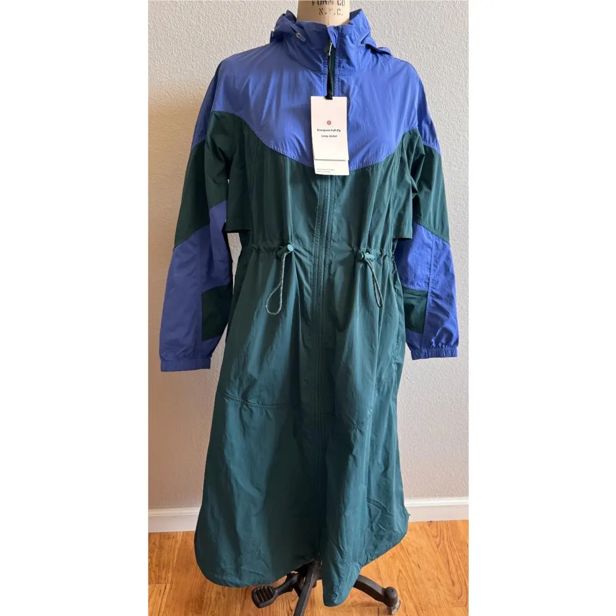 Lululemon Sz 8 Evergreen Full-zip Long Jacket Rain Windbreaker Green Purple