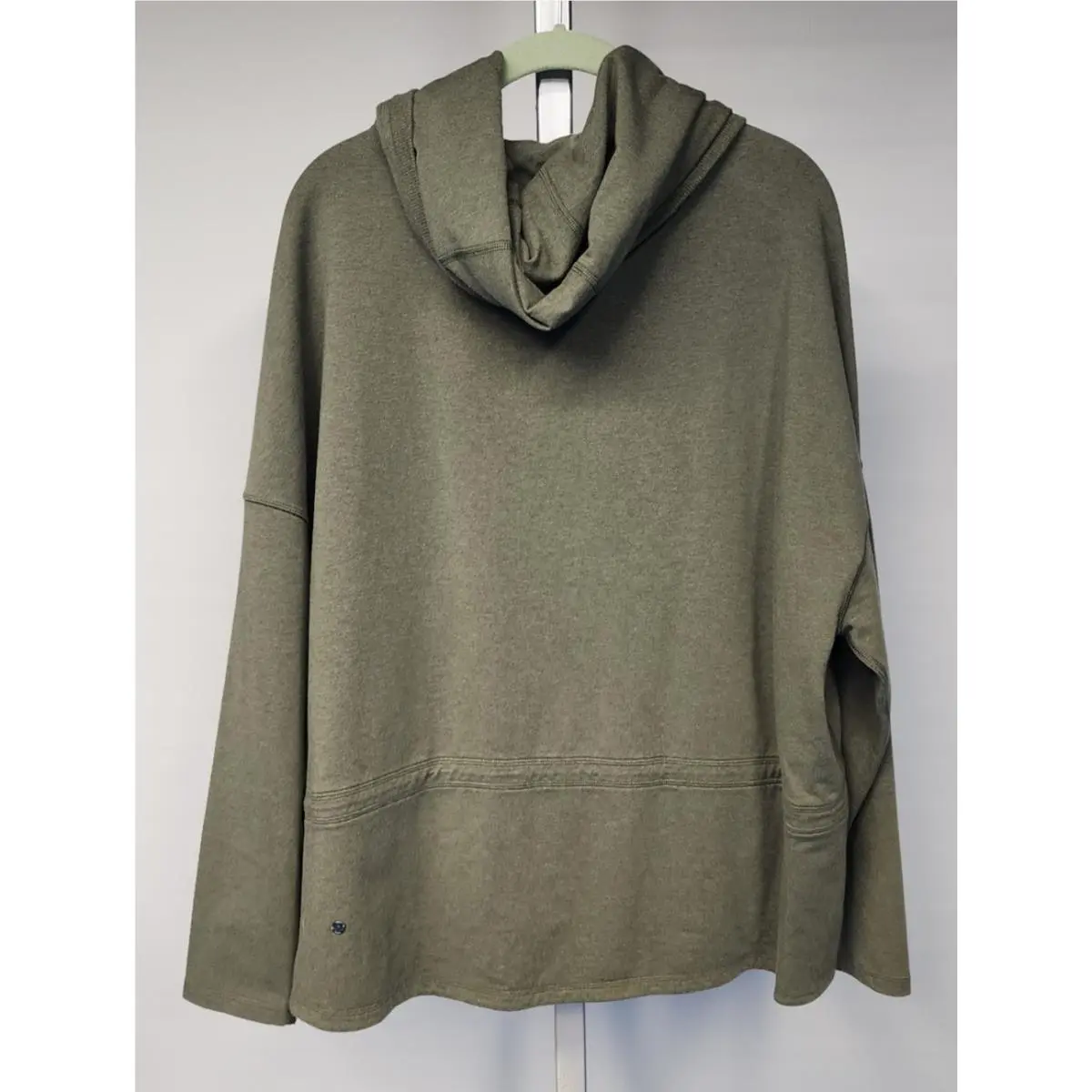 Lululemon clothing - Green 5