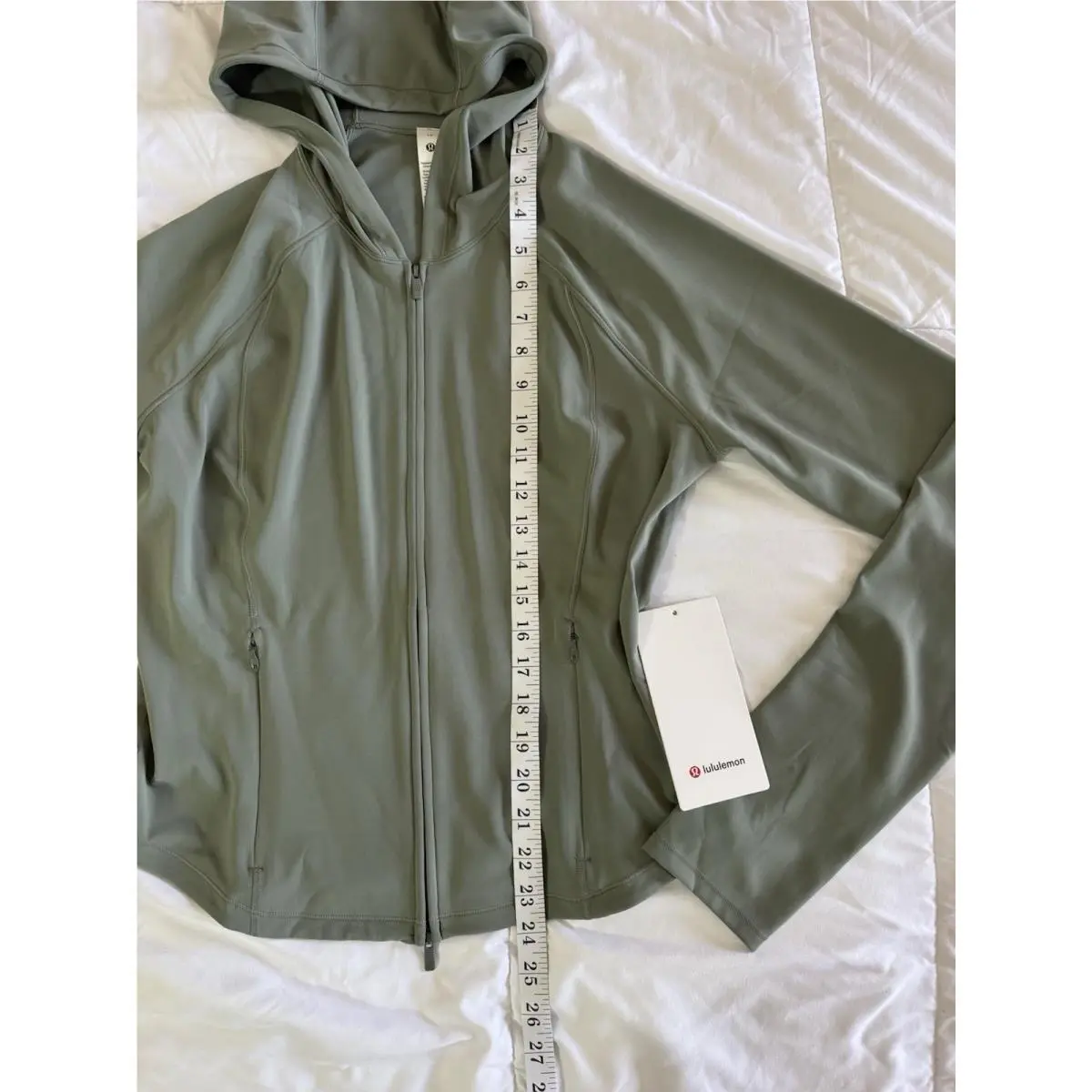 Lululemon clothing - Green 2