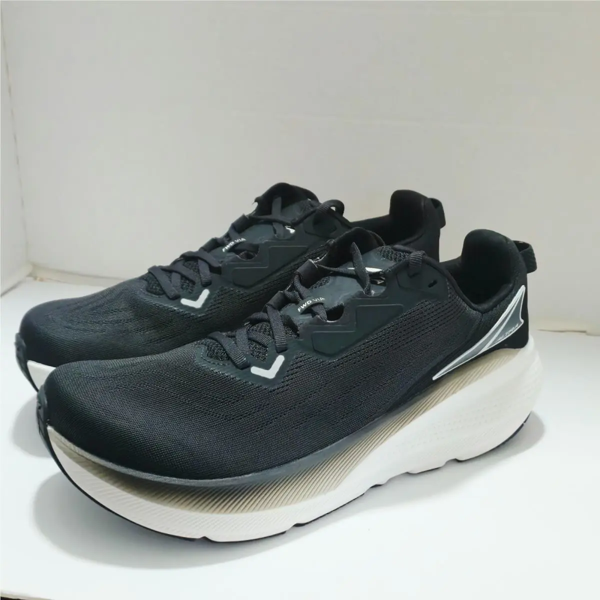 Altra shoes - Altra FWD Via - FWD Via - AL0A85PN010 - Black 2