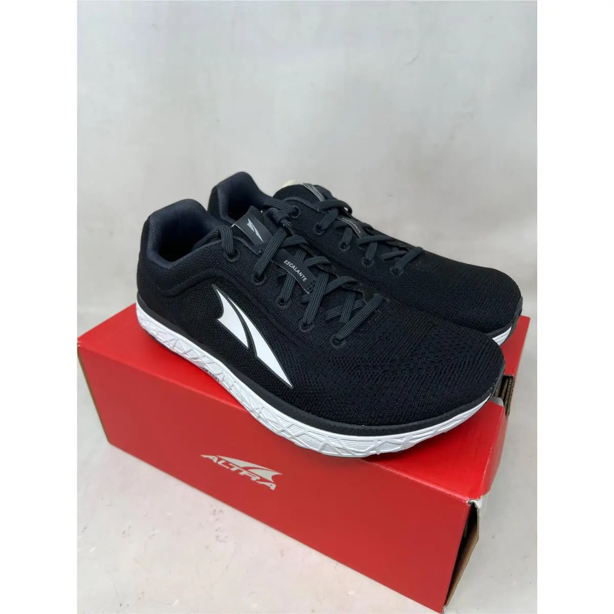 Altra shoes - Altra Escalante 5 - Escalante - Black (UPC: 192362867602) 1