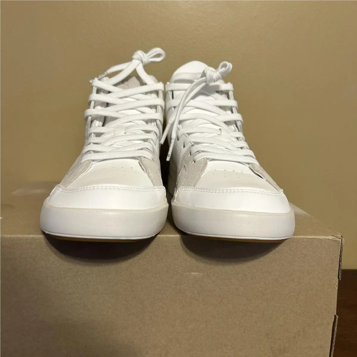 On-Running shoes - On THE ROGER - THE ROGER - 9898327 - White 4