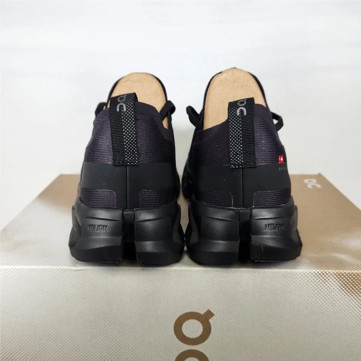 On-Running shoes - Cloudswift 4 - Cloudswift - Black 2