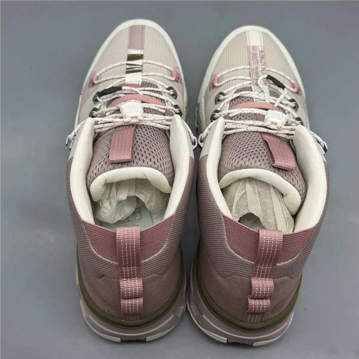 On-Running shoes - On Cloudtrax - Cloudtrax - 5399054 - Rose/Ivory (UPC: 7630440655022) 5