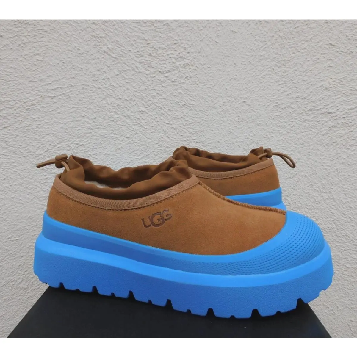 Ugg Chestnut Tasman Weather Hybrid Waterproof Shoes Men US 6/ Women US 7