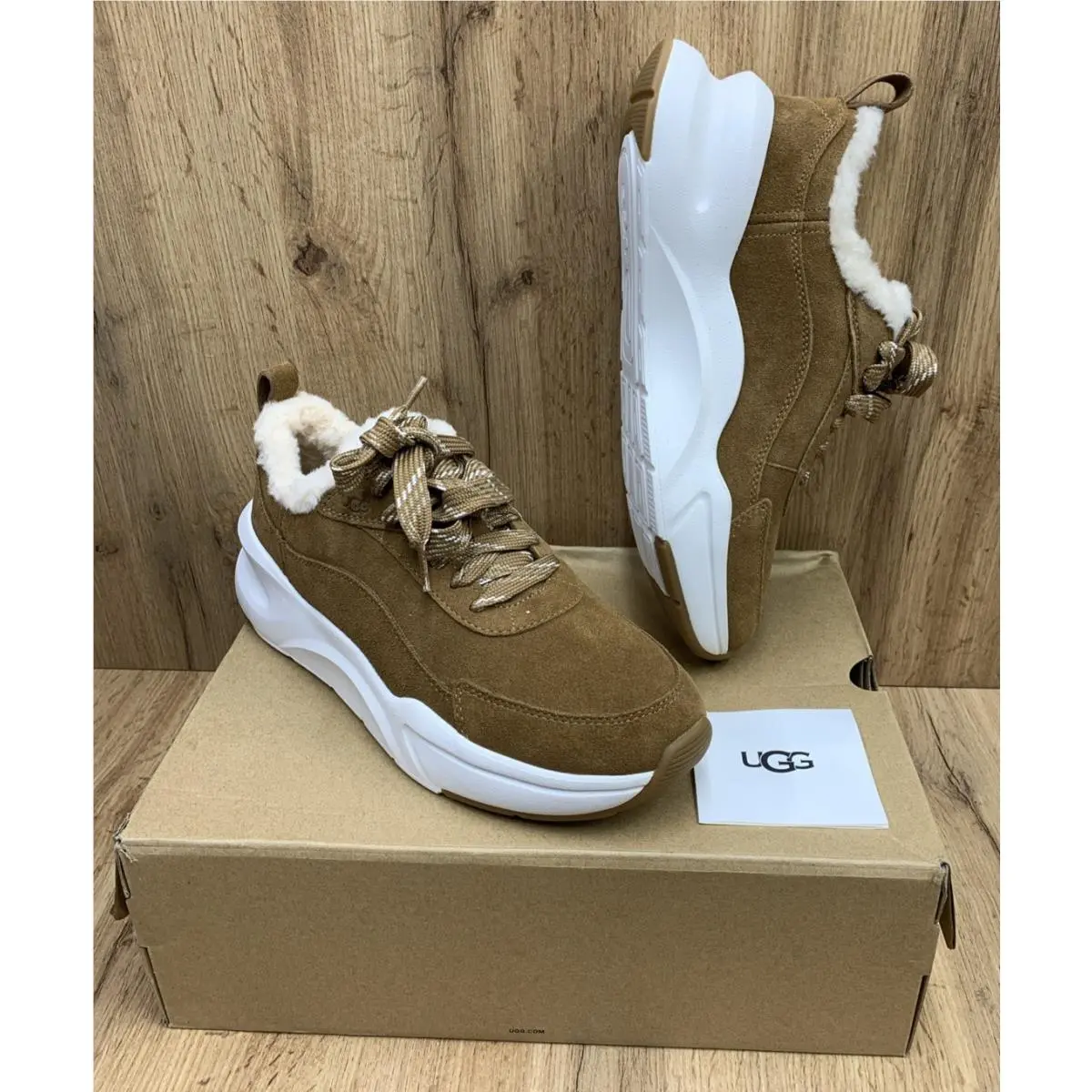 Ugg Women`s LA Glide Heritage Plush Sneakers Shoes Chestnut Size 10