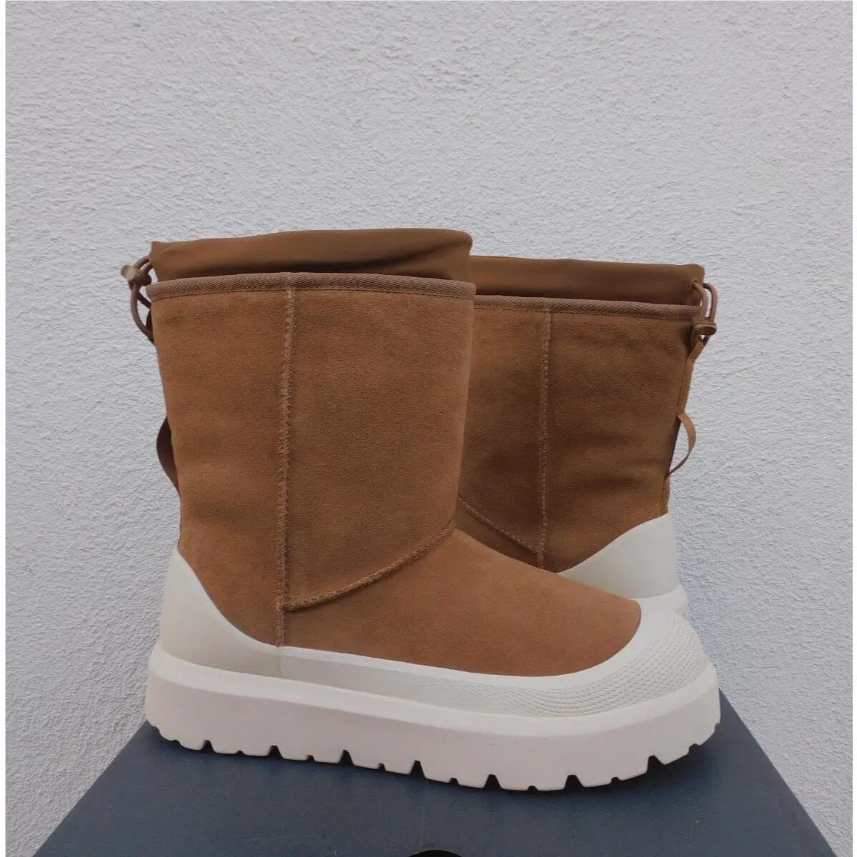 Ugg Classic Short Weather Hybrid Waterproof Winter Boots Men US 10/ Eur 43