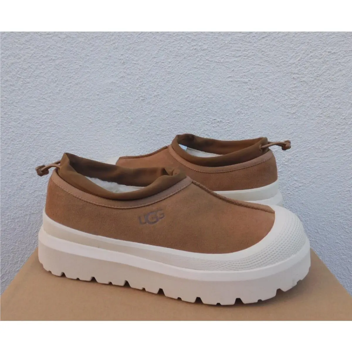 Ugg Chestnut Tasman Weather Hybrid Waterproof Shoes Men US 7/ Women US 8
