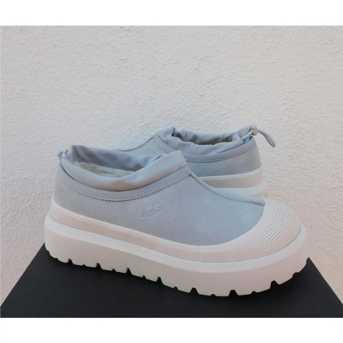 Ugg Seal / Birch Tasman Weather Hybrid Waterproof Shoes Men US 6/ Women 7