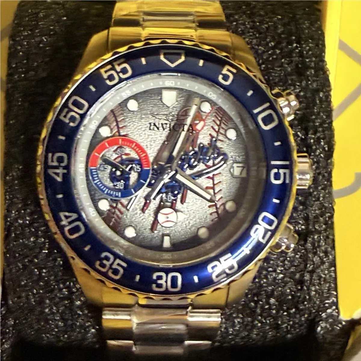 Mlb Los Angeles Dodgers Unisex/lady Quartz 42730 40mm Battery by Invicta
