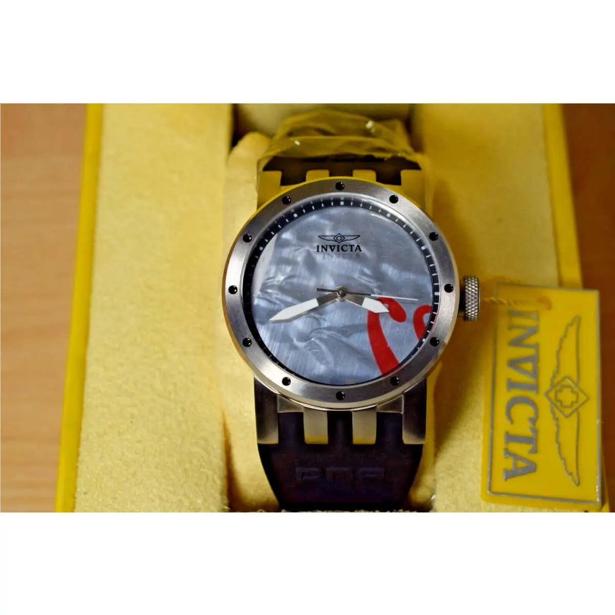 Invicta Women`s Dna Silicone Rubber Silver-tone Dial Watch - Model 10442 - B