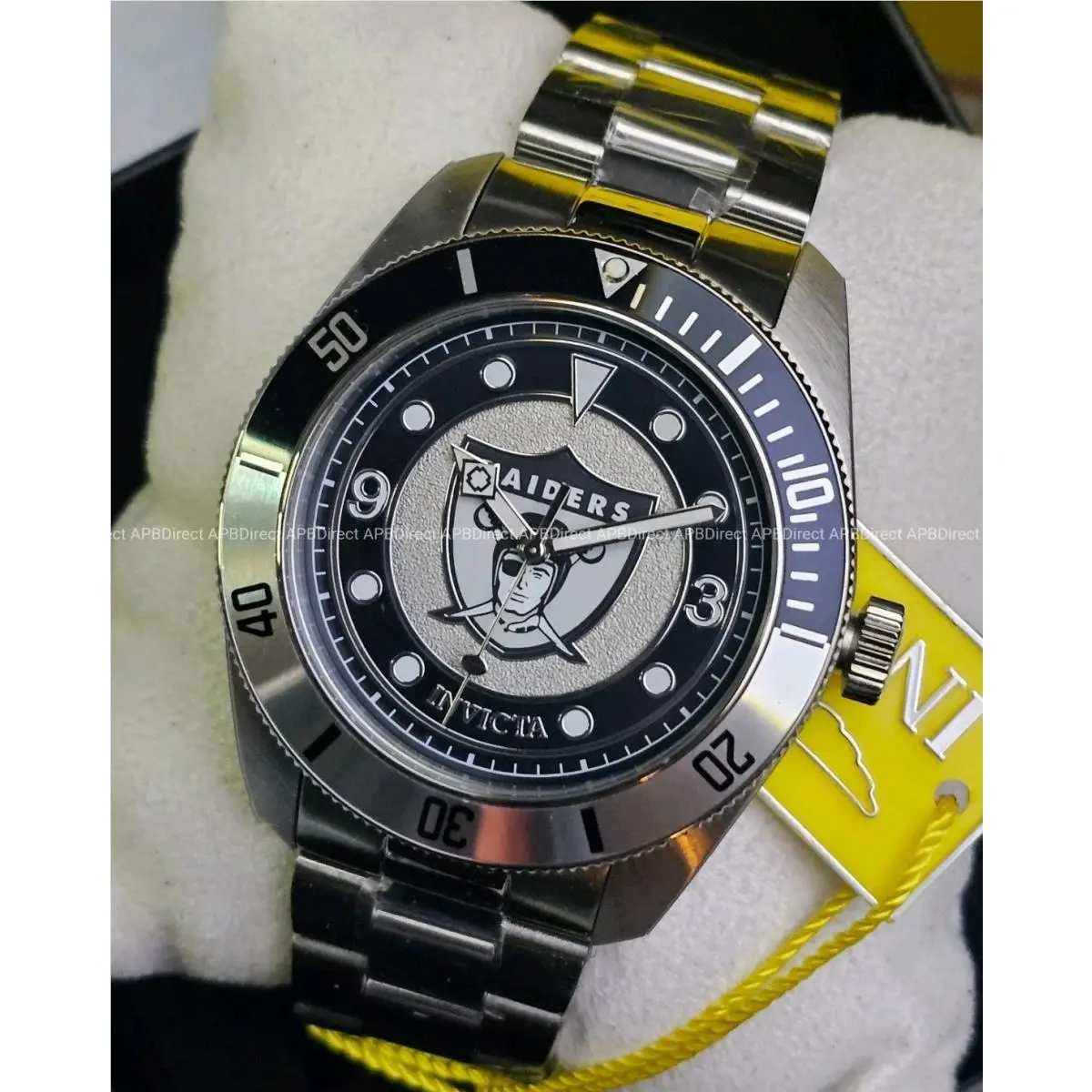 Invicta - Nfl Las Vegas Raiders - Throwback Logo - Licensed Nfl - Mens Watch