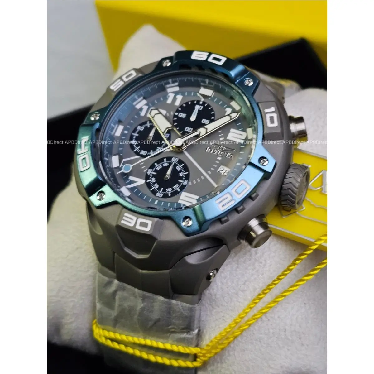 - Speedway Elite Shot-blasted Finish Case Bracelet Chronograph Watch by Invicta