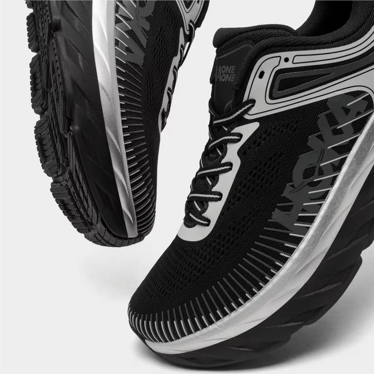 Hoka shoes - 1110518 001 - Black/Stardust 4