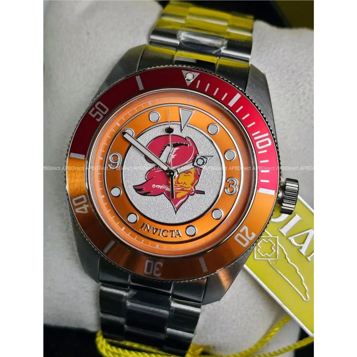 Invicta - Nfl Tampa Bay Buccaneers Bucco Bruce - Licensed Nfl - Mens Watch