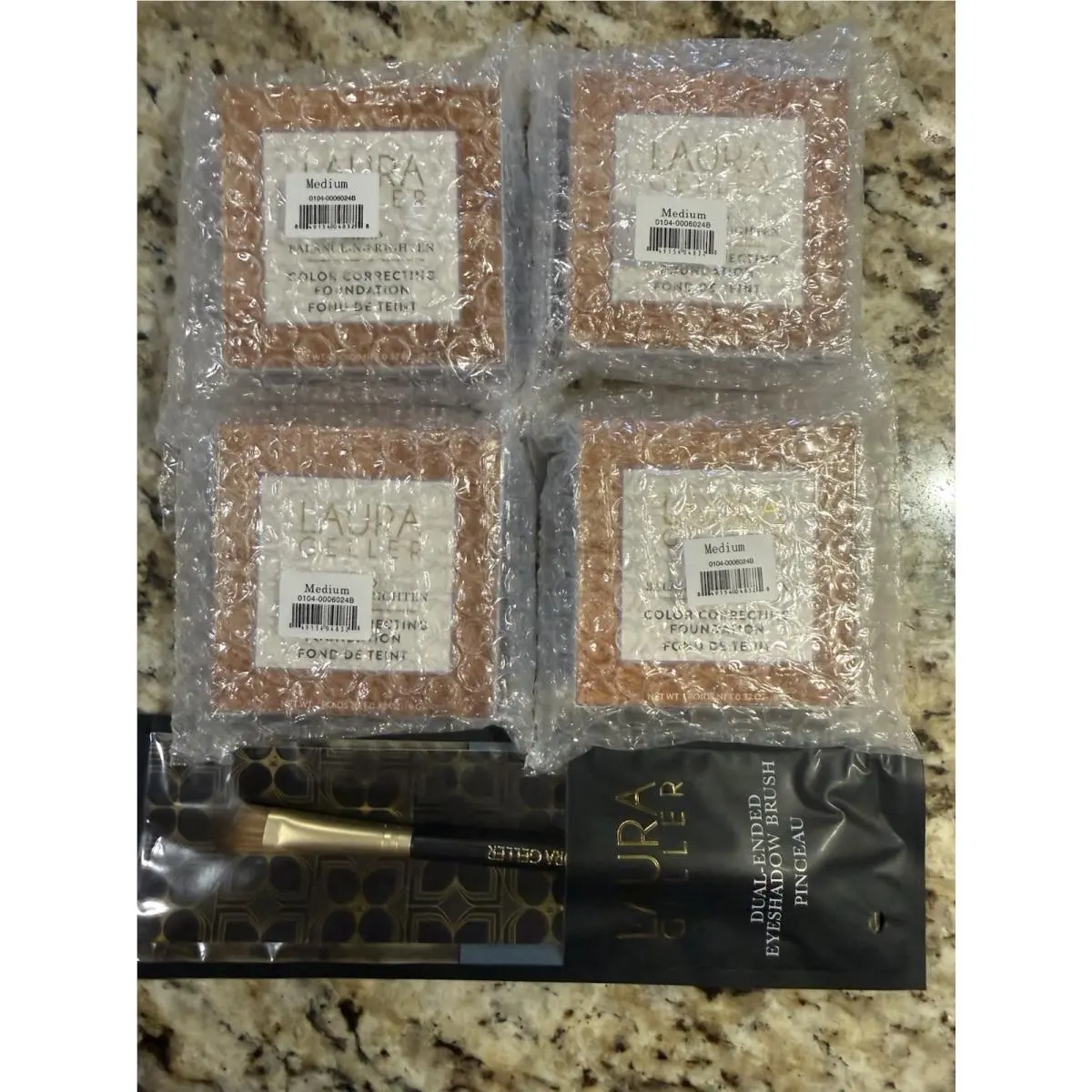 4 Pack- and Brush -  Baked Balance-n-brighten Foundation Medium by Laura Geller
