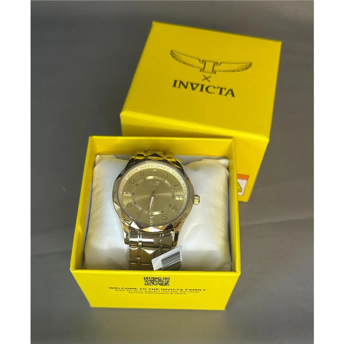 Invicta Specialty 69017 Men`s 41mm Gold Tone Quartz Stainless Steel Watch