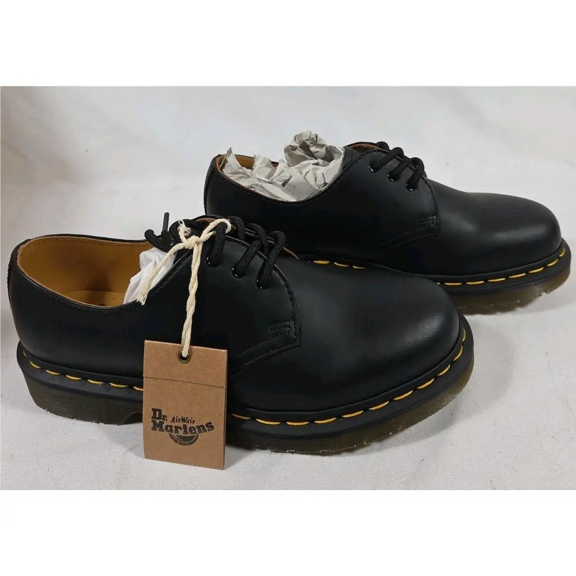 Dr. Martens shoes - Black (UPC: 800090826920) 1