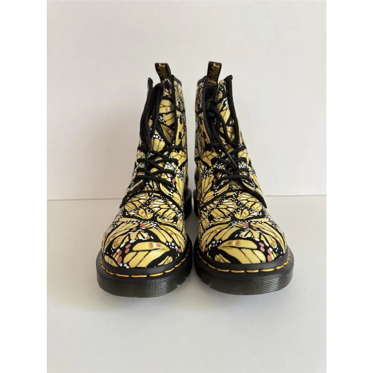Dr. Martens shoes - Dr. Martens 1460 - Martens - Yellow 2