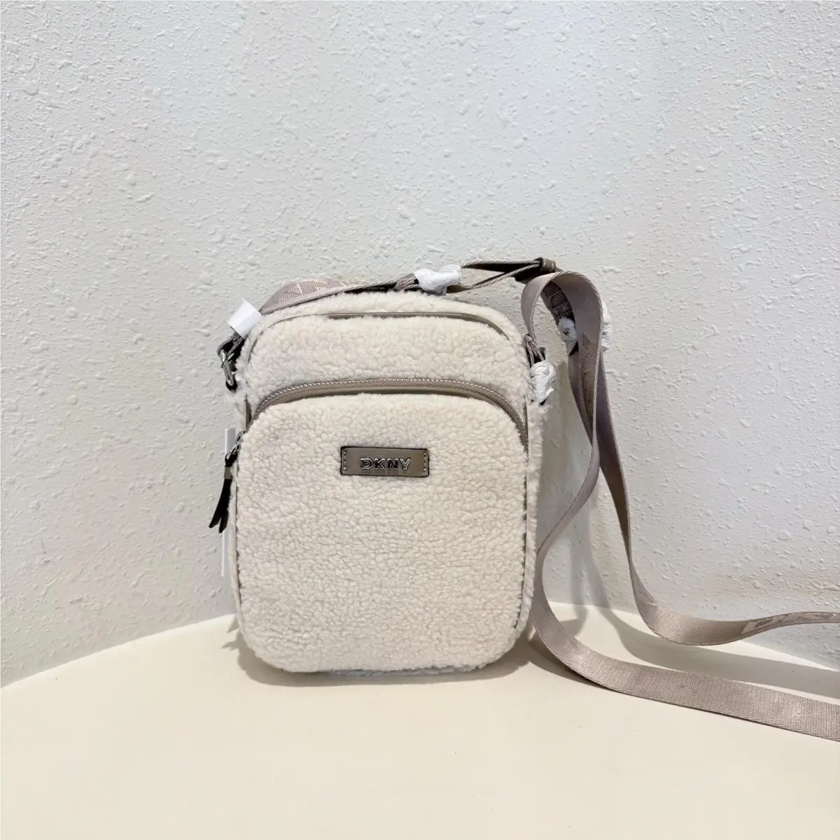 Dkny Gigi Puddle Shearling Cream Flight Crossbody Bag OS